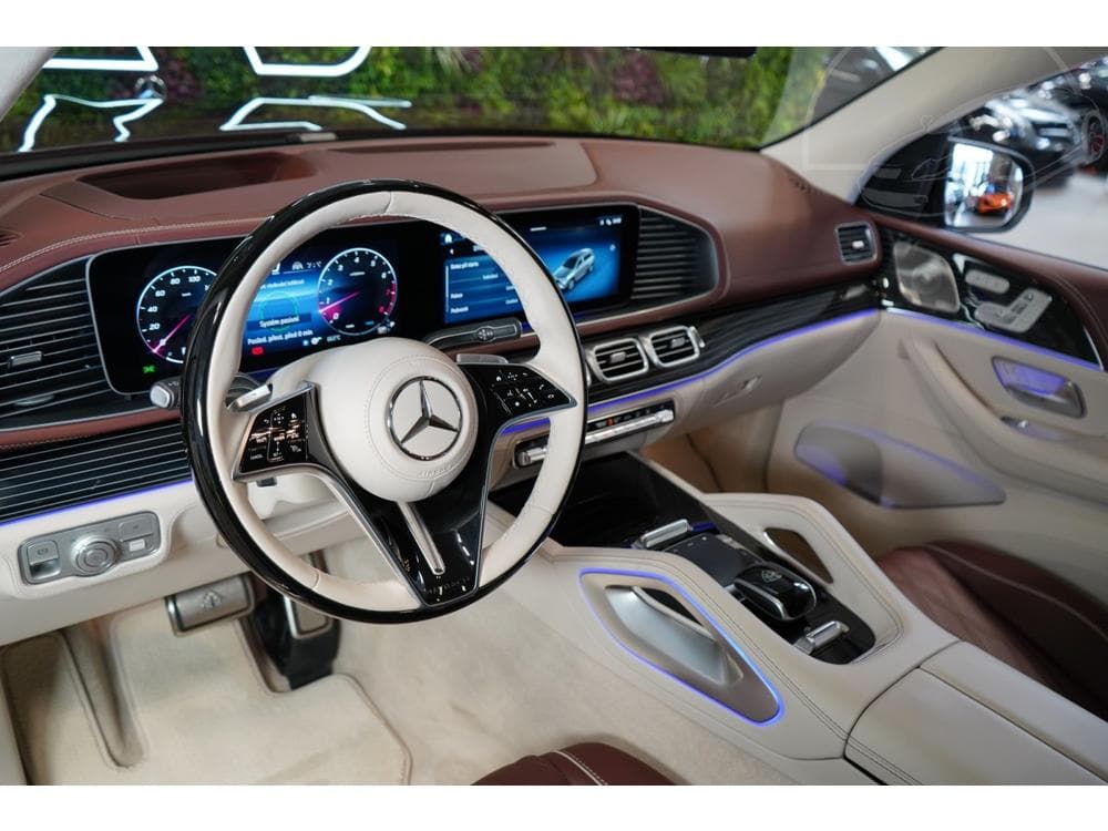 2025 Mercedes-Benz GLS - 25