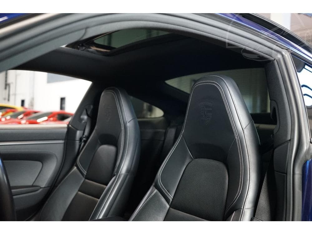 2020 Porsche 911 - 40