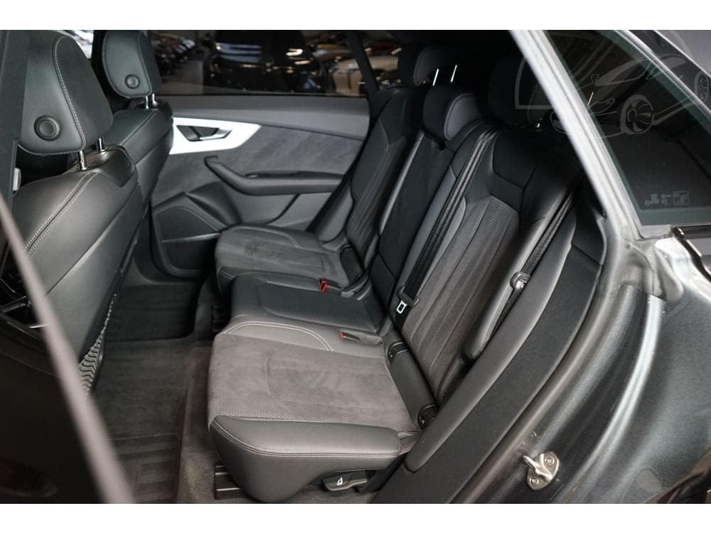 2024 Audi Q8 - 40