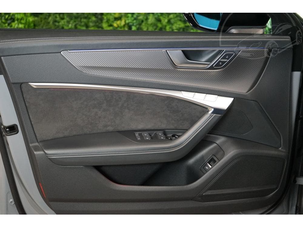 2020 Audi RS6 - 40