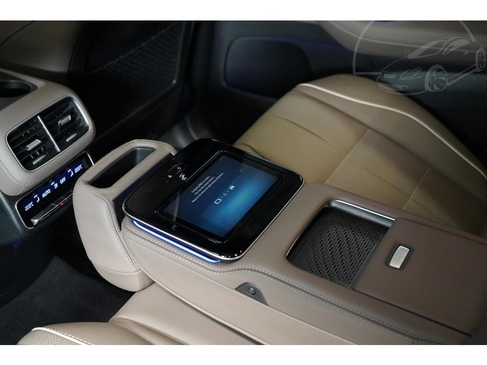 2025 Mercedes-Benz GLS - 27