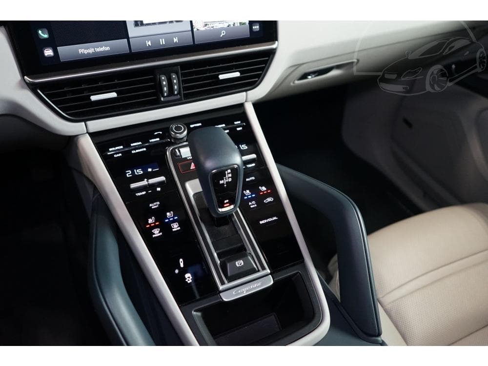 2022 Porsche Cayenne - 15