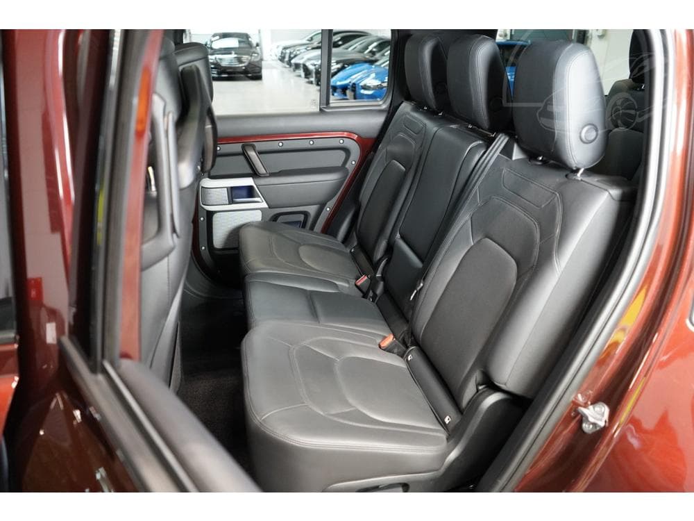 2024 Land Rover DEFENDER - 46