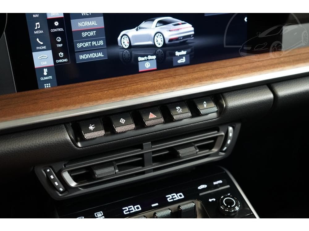 2021 Porsche 911 - 65