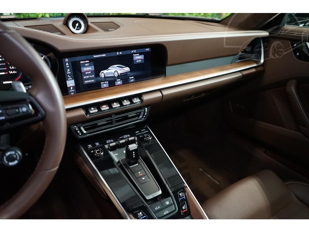 2020 Porsche 911 - 49