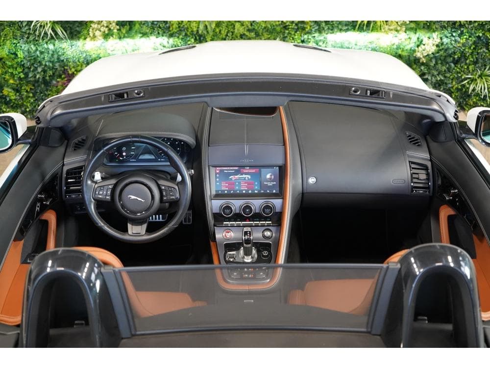 2020 Jaguar F-TYPE - 33