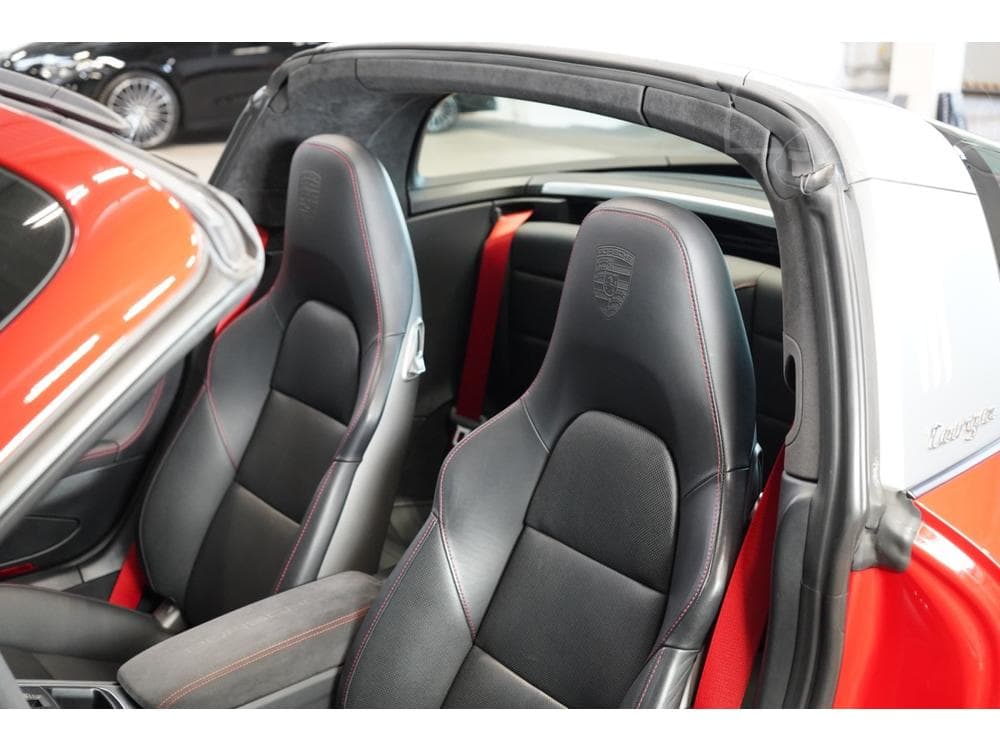 2016 Porsche 911 - 37