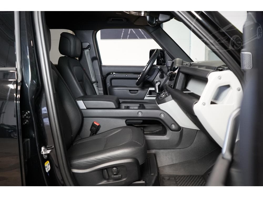 2022 Land Rover DEFENDER - 58
