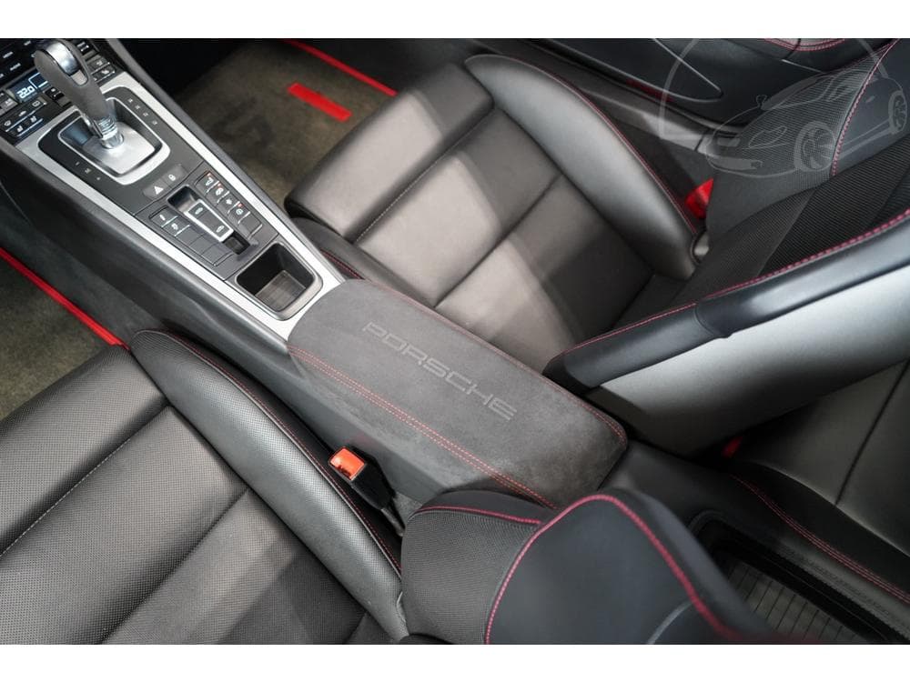 2016 Porsche 911 - 39