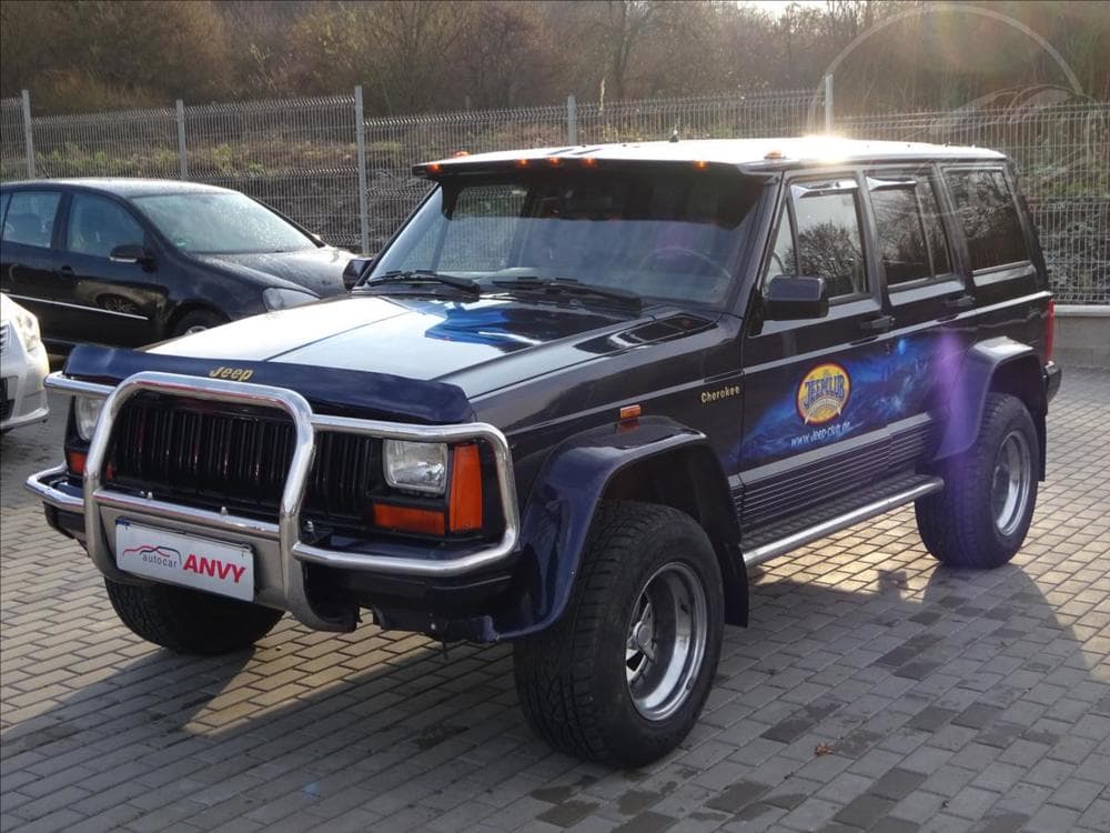 1996 Jeep CHEROKEE - 3