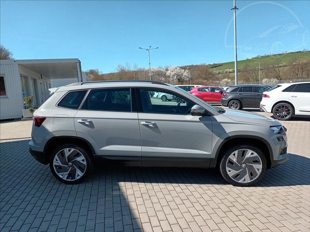 2022 Škoda KAROQ - 10