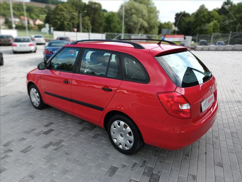 2010 Škoda FABIA - 4