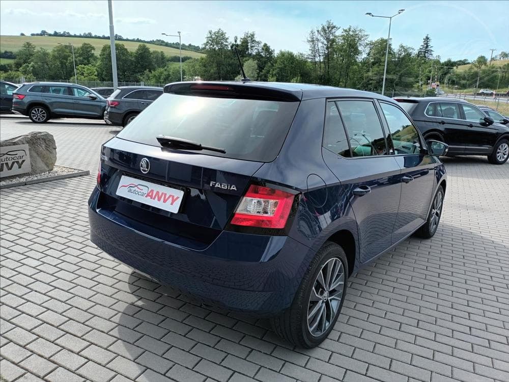 2015 Škoda FABIA - 5