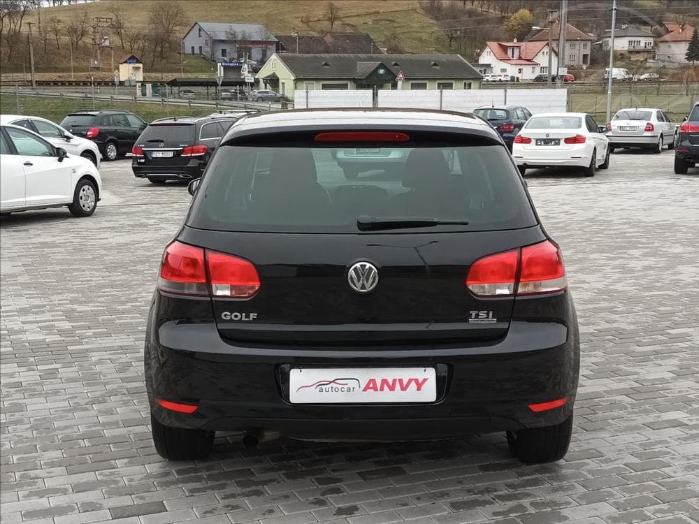 2011 Volkswagen GOLF - 5