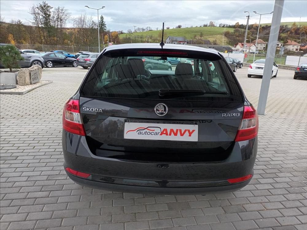 2016 Škoda RAPID - 11