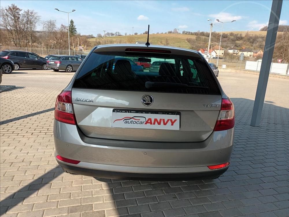 2017 Škoda RAPID - 11