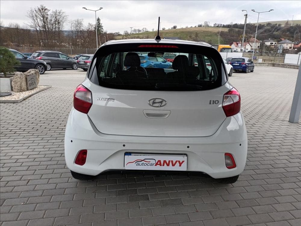 2021 Hyundai I10 - 11