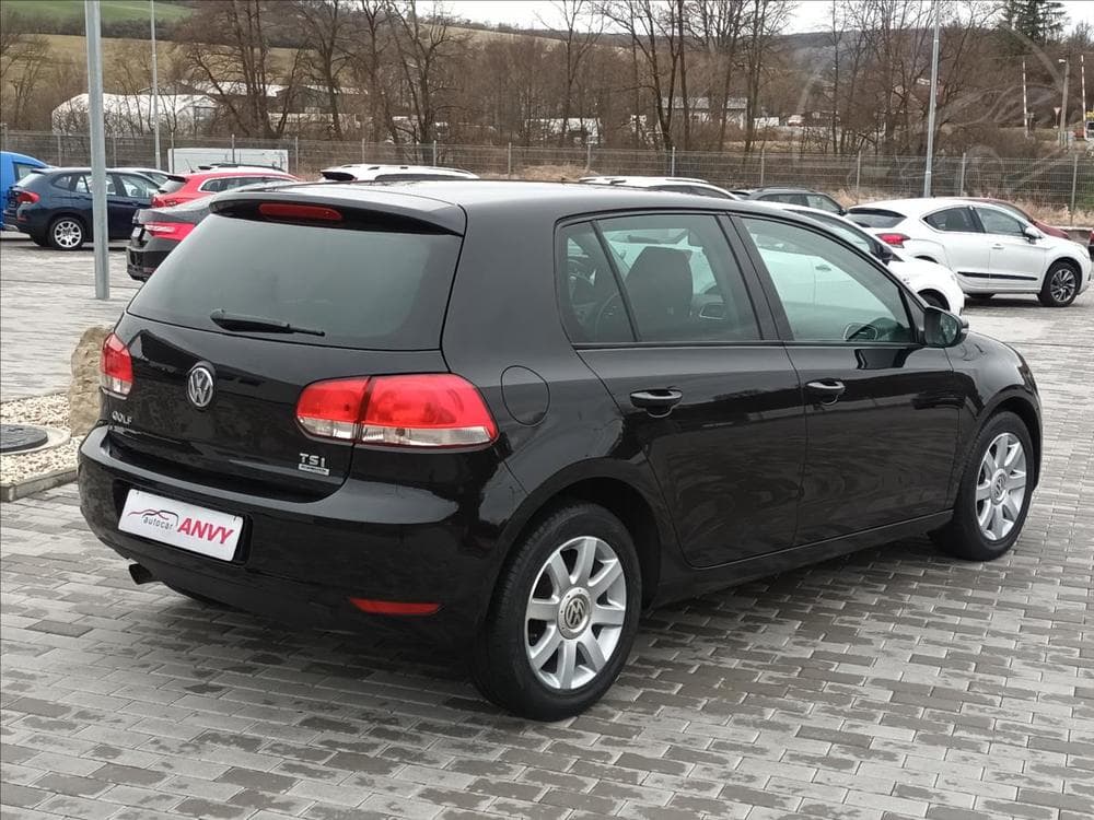 2011 Volkswagen GOLF - 6