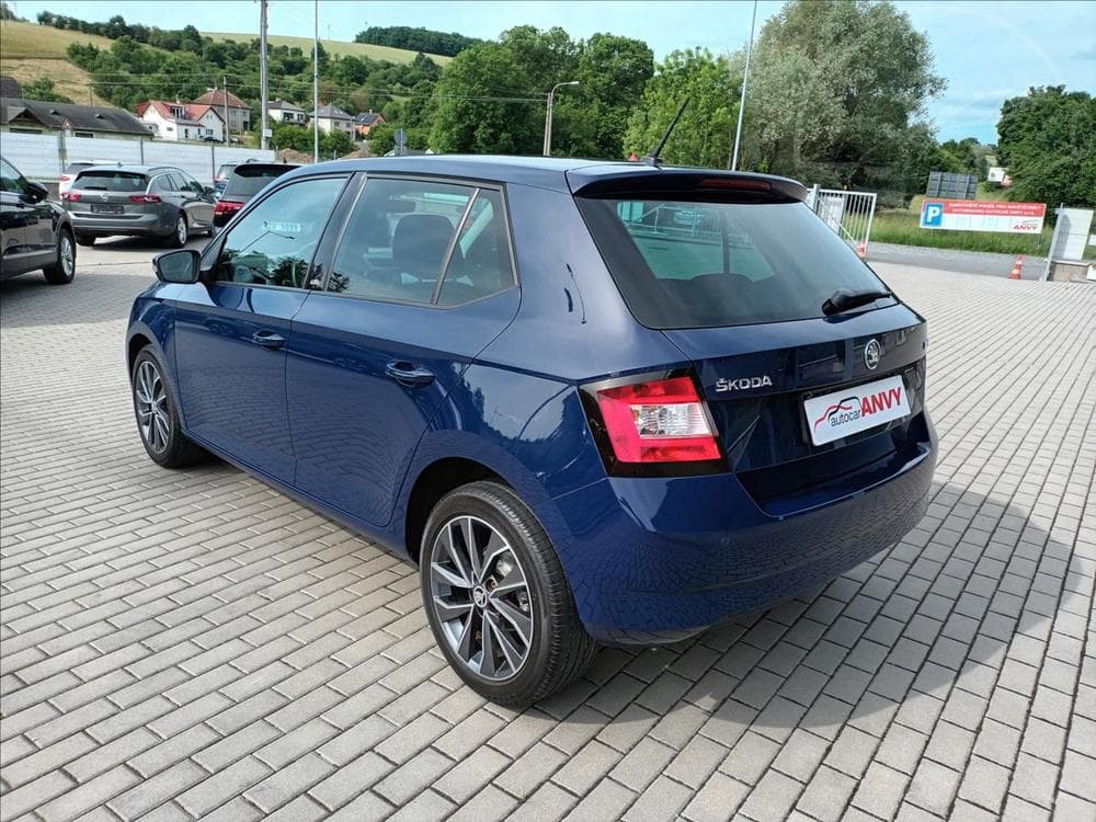 2015 Škoda FABIA - 7