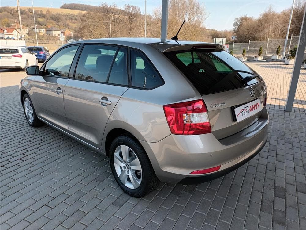 2017 Škoda RAPID - 13