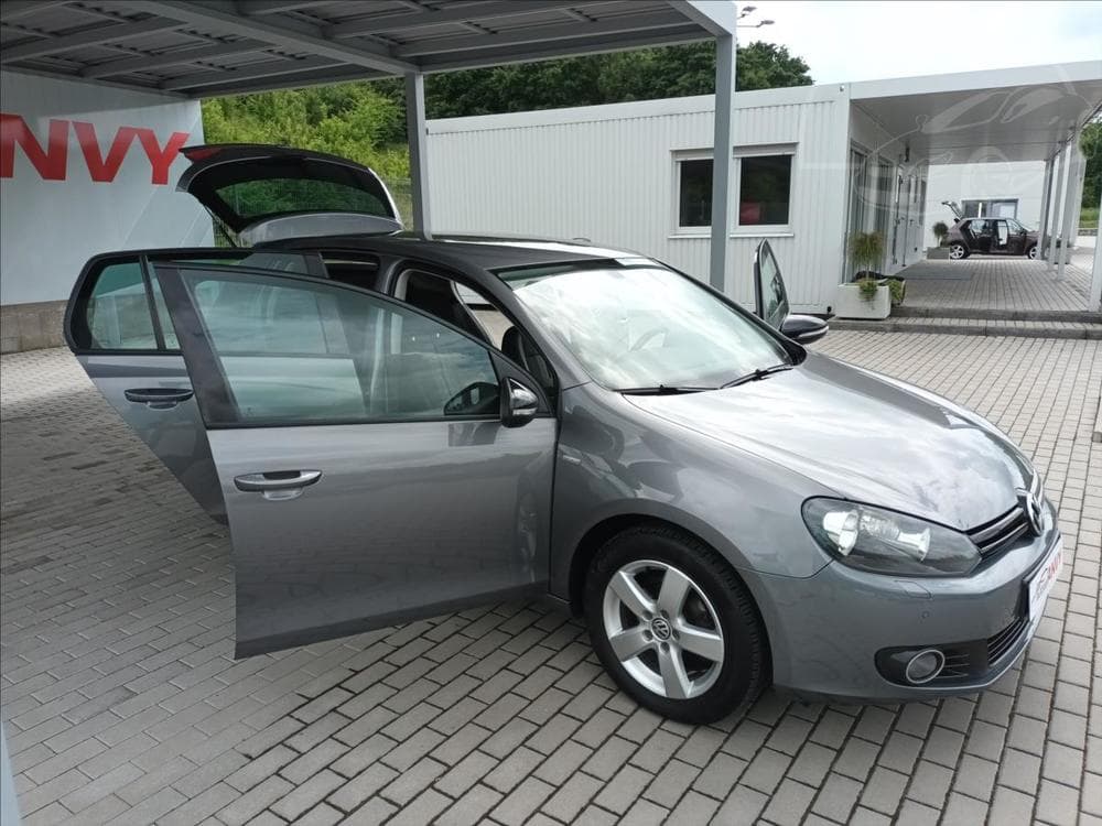 2012 Volkswagen GOLF - 9