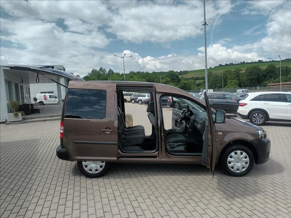2010 Volkswagen CADDY - 9