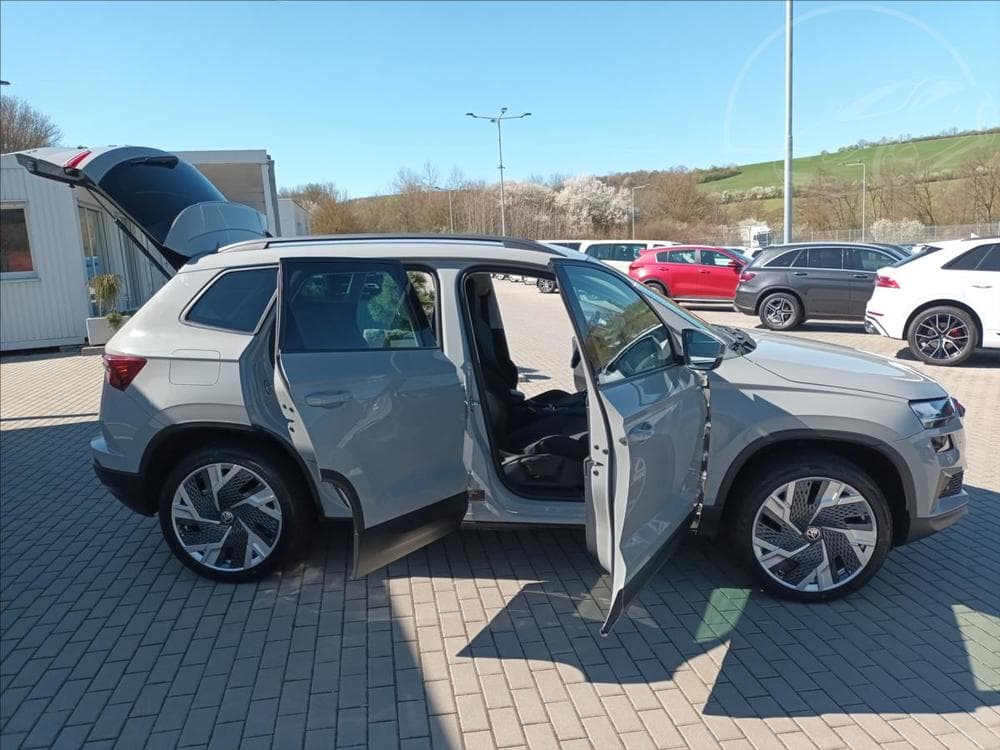 2022 Škoda KAROQ - 25