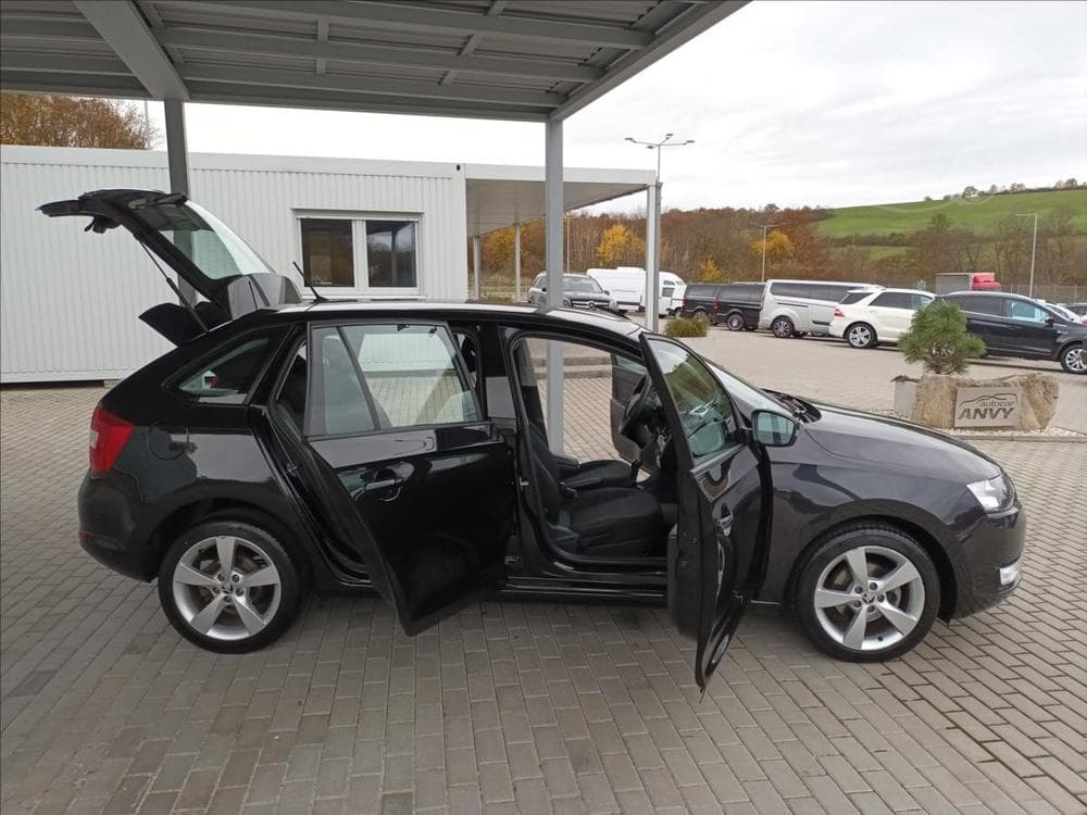 2016 Škoda RAPID - 17
