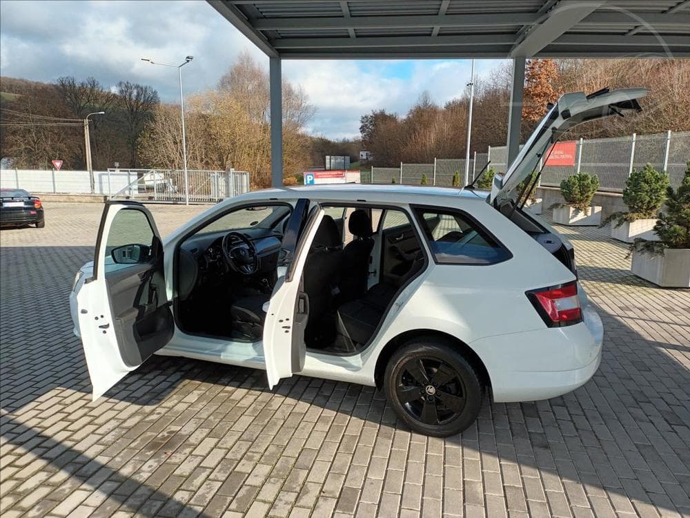 2015 Škoda FABIA - 19