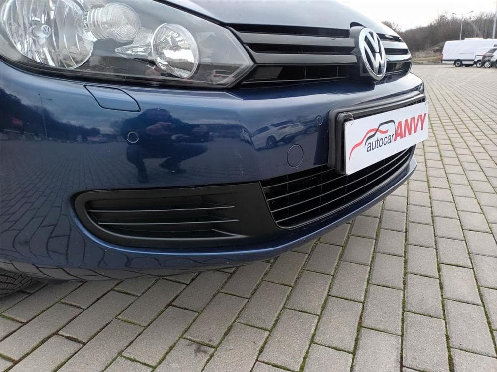 2011 Volkswagen GOLF - 10
