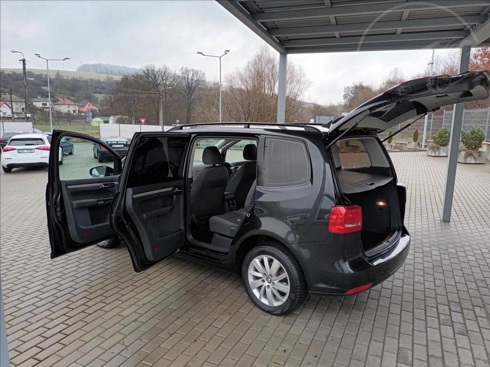 2011 Volkswagen TOURAN - 10
