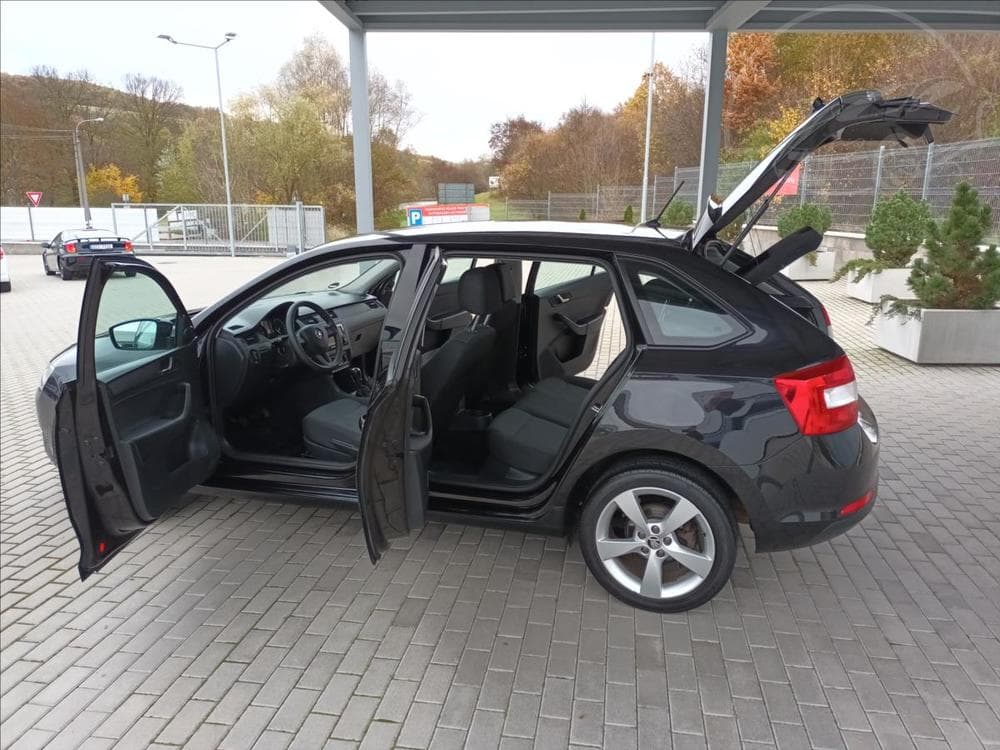 2016 Škoda RAPID - 19