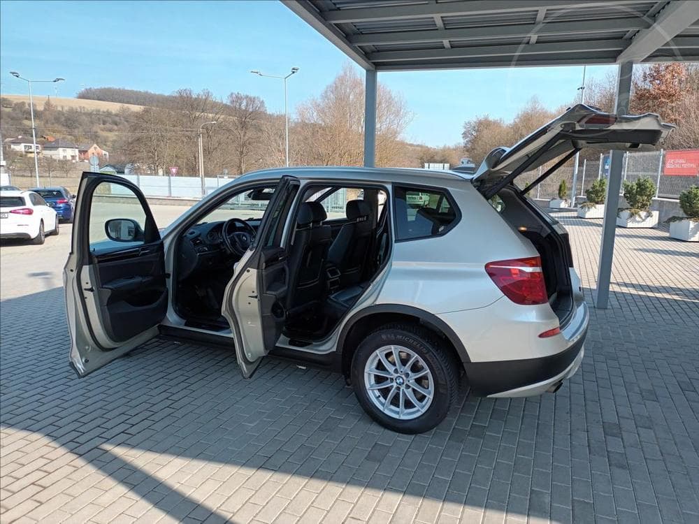 2011 BMW X3 - 10