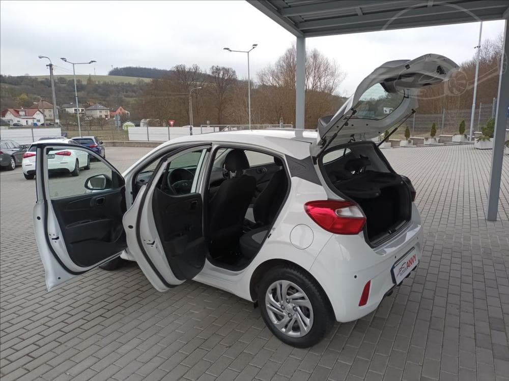 2021 Hyundai I10 - 19