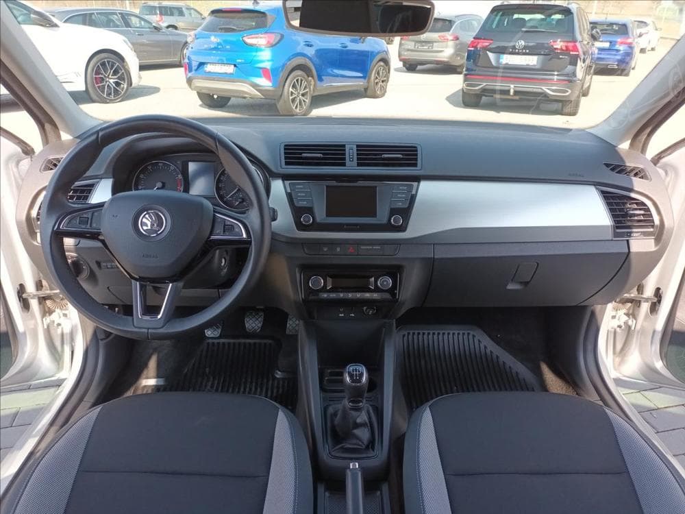 2017 Škoda FABIA - 21