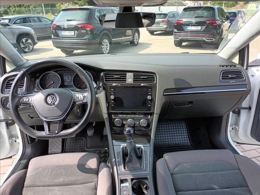 2017 Volkswagen GOLF - 11