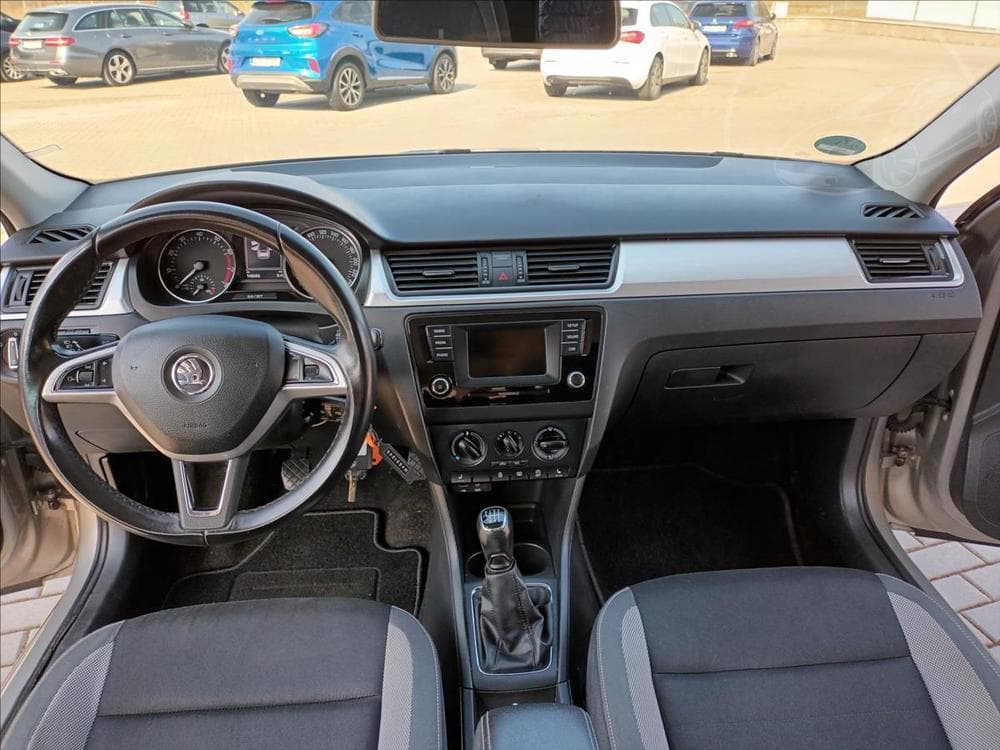 2017 Škoda RAPID - 21