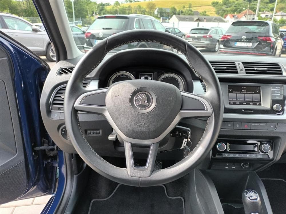 2015 Škoda FABIA - 12