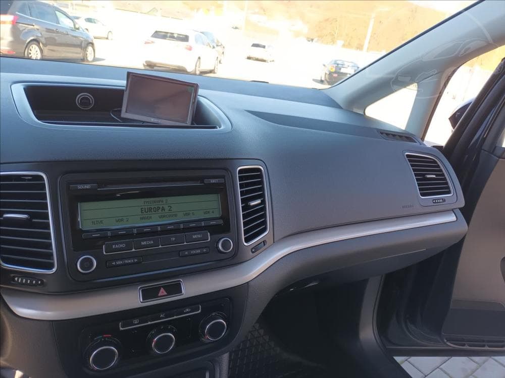 2011 Volkswagen SHARAN - 13