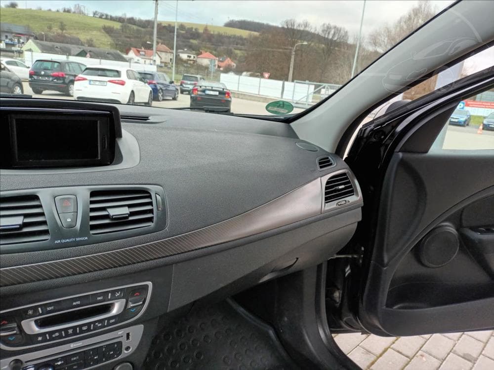 2013 Renault MEGANE - 13
