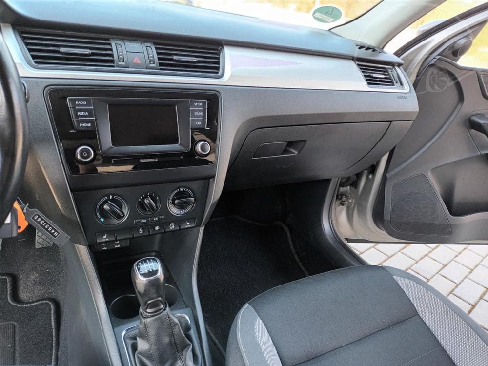 2017 Škoda RAPID - 25