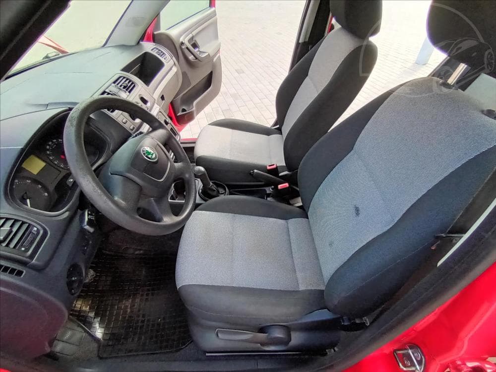 2010 Škoda FABIA - 13