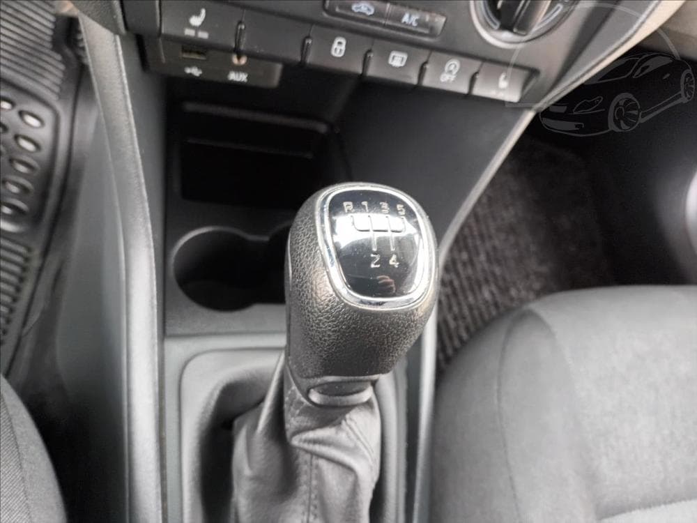 2016 Škoda RAPID - 27