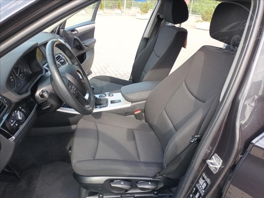 2017 BMW X4 - 40