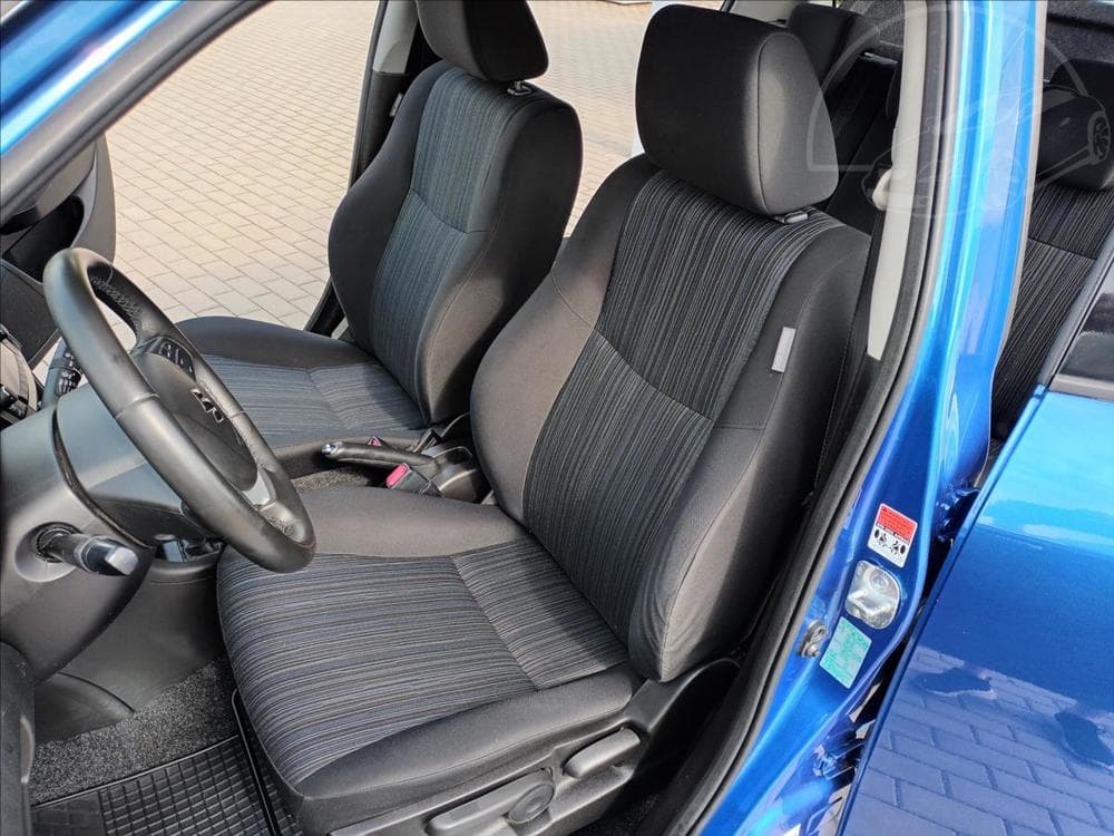 2015 Suzuki SWIFT - 14