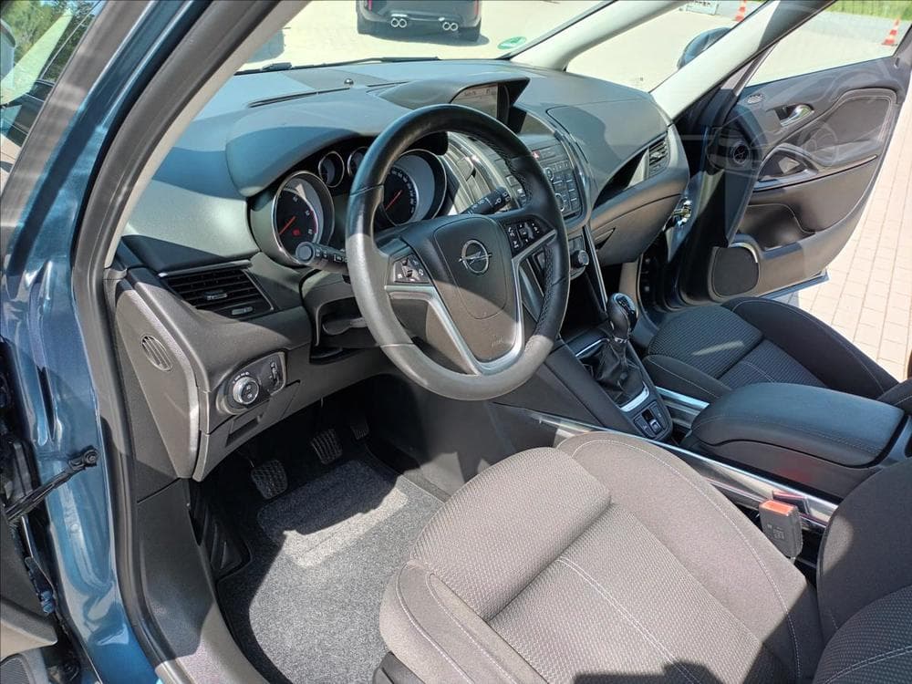2013 Opel ZAFIRA - 27