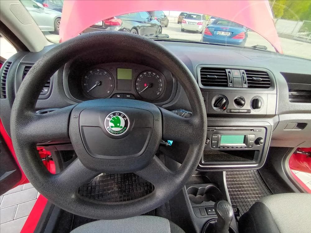 2010 Škoda FABIA - 14
