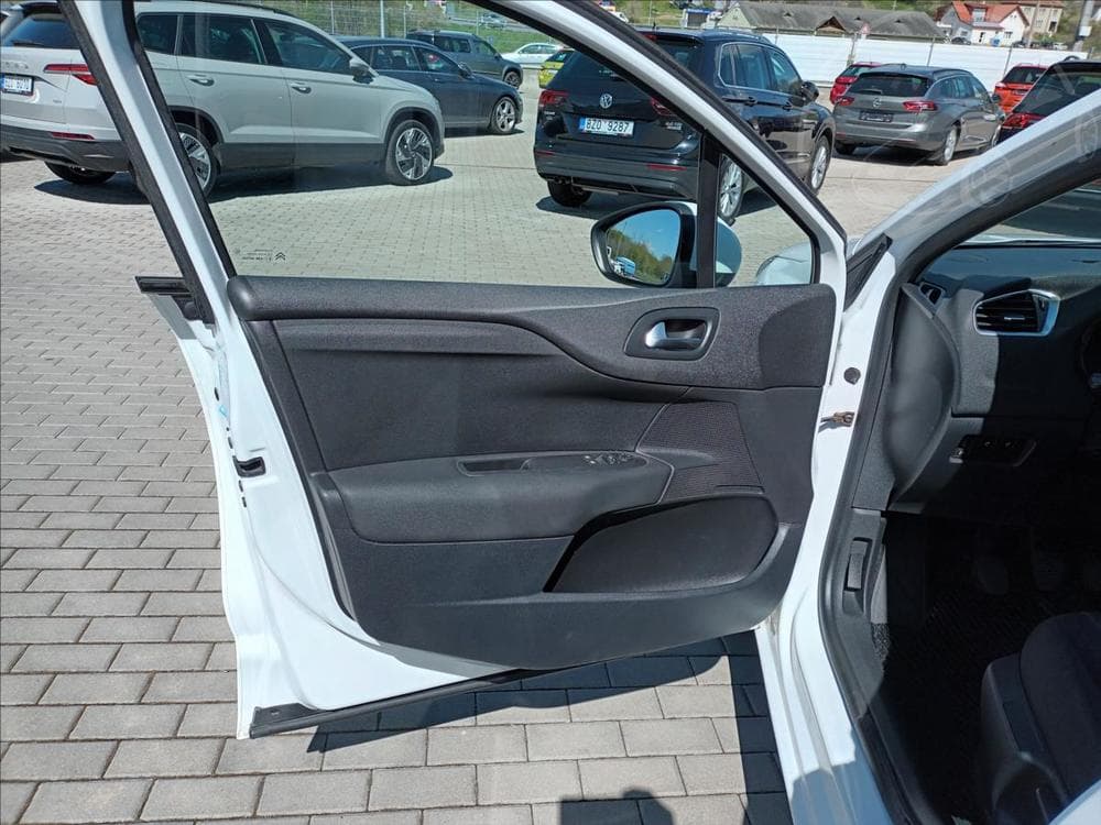 2012 Citroen C4 - 15