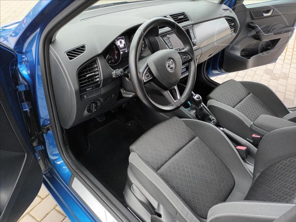 2015 Škoda FABIA - 29