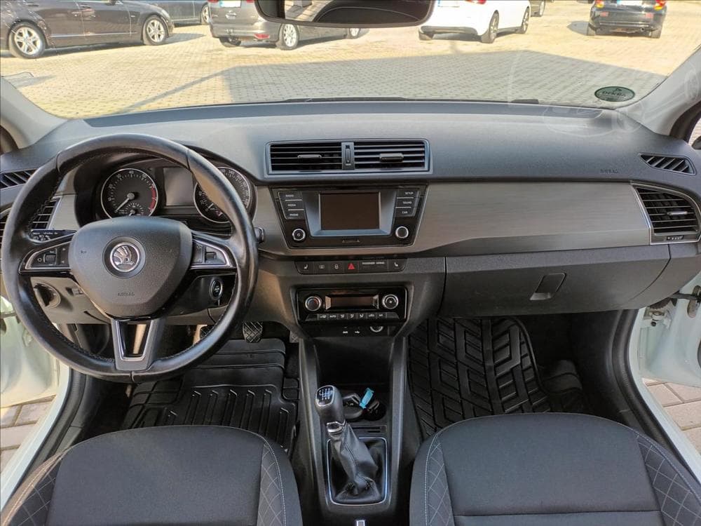 2015 Škoda FABIA - 29